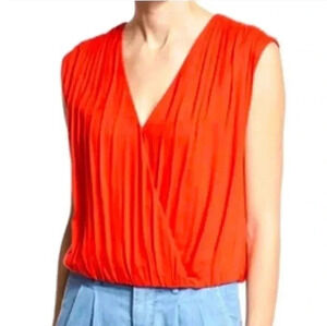 Alice + Olivia Dania Shirred Top Sleeveless Red